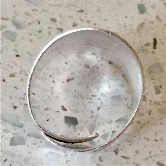 Adjustable sterling silver etched ring - Picture 10 of 10
